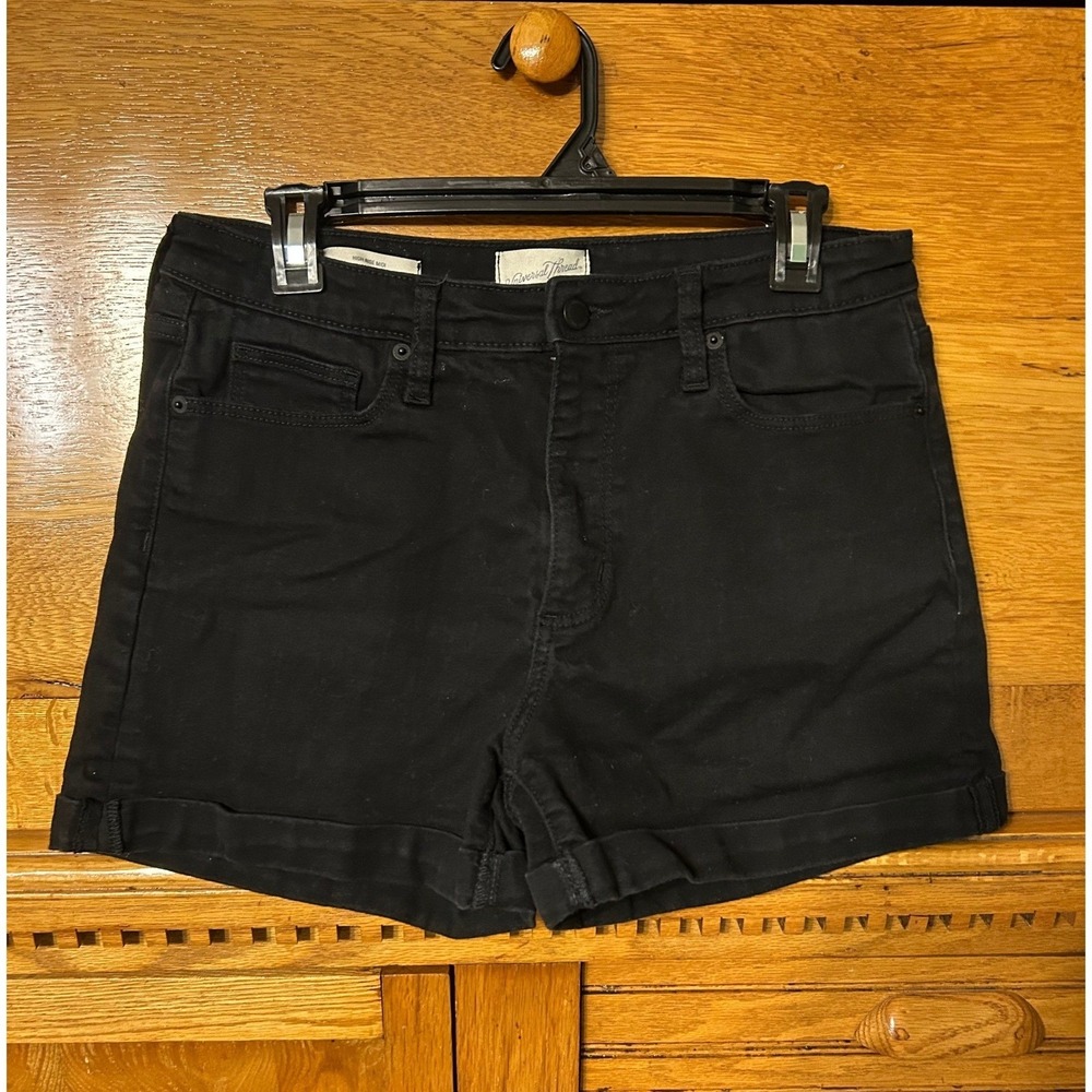 Universal Thread Preppy Edgy Grunge High Rise Midi Denim Shorts Black Cuffed Hem
